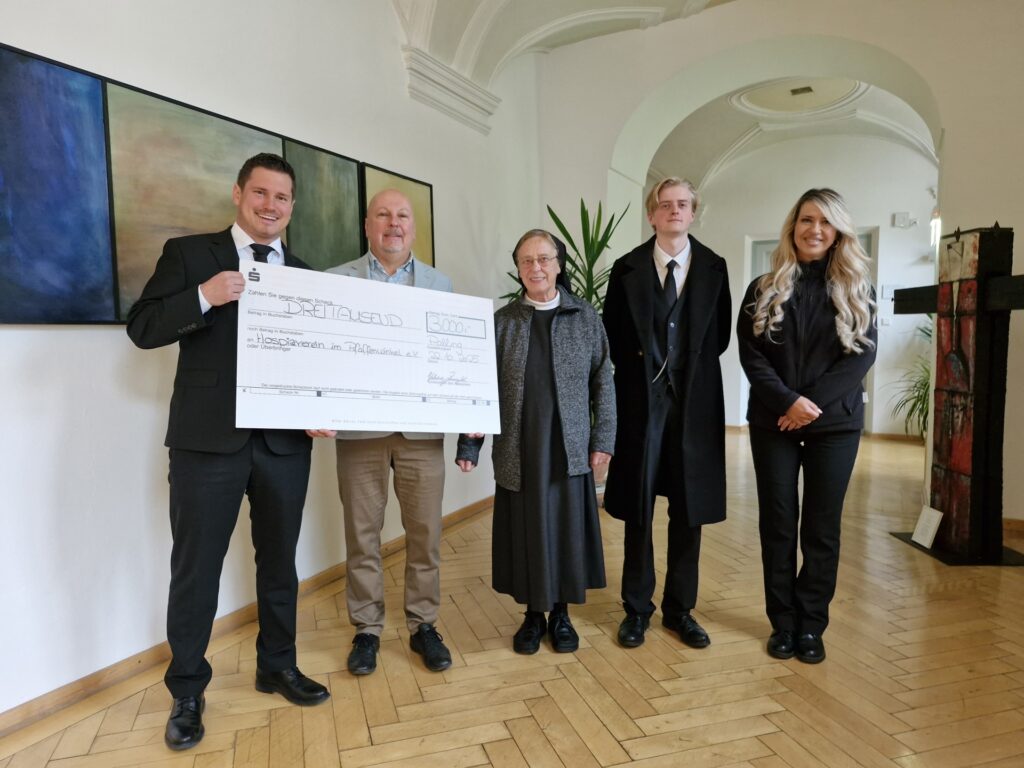 Hospiz Polling - Hospizverein Pfaffenwinkel erhält 3000-Euro-Spende.