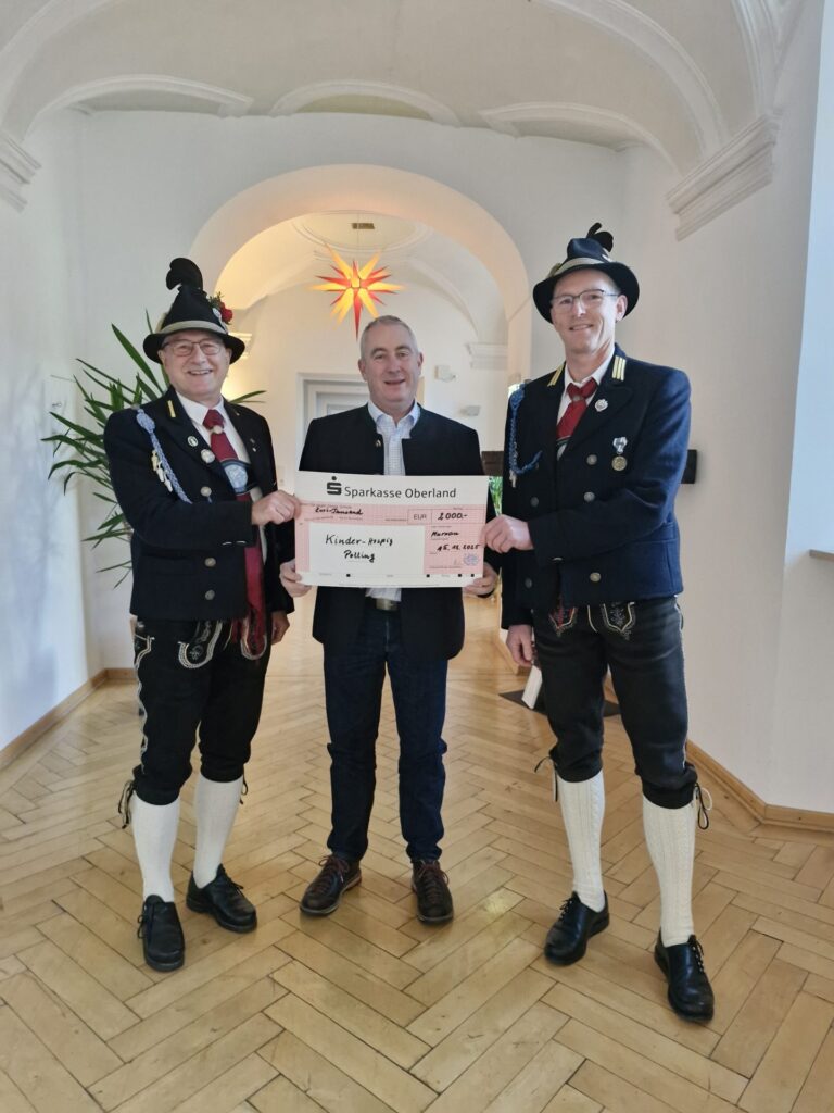 Sparkasse Oberland Scheckübergabe an Hospiz Polling - Hospizverein Pfaffenwinkel.