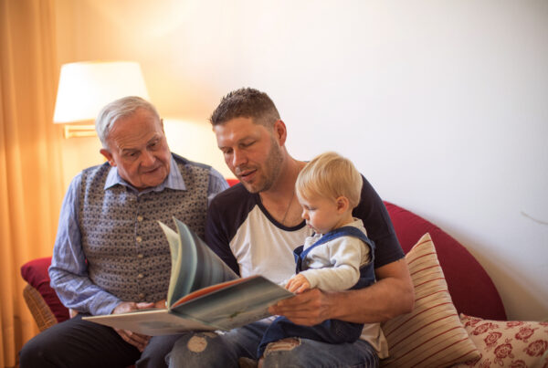 Kinderhospiz St. Martin Kind Papa und Opa Buch