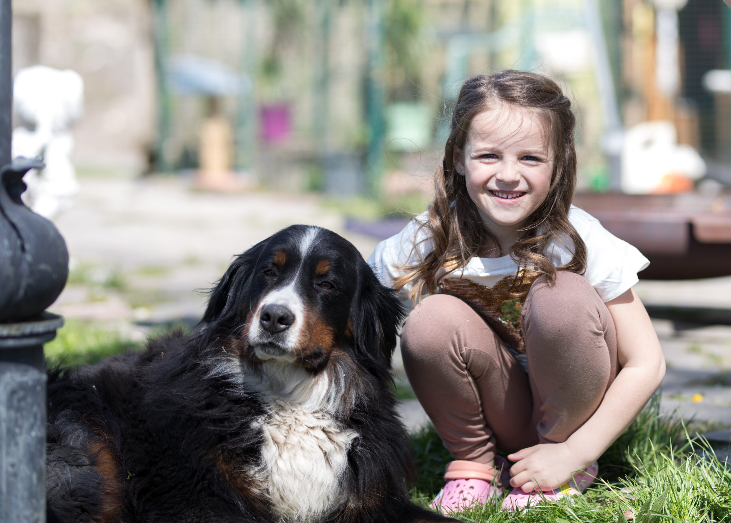 Stationäres Hospiz Kinderhospiz Hospizverein Pfaffenwinkel Kind Hund