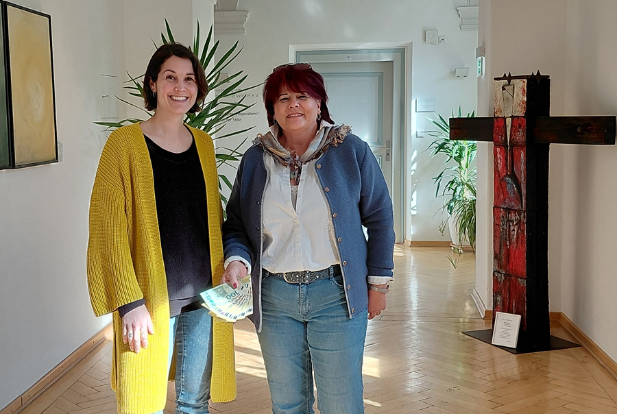 Heller Flur bei Hospiz Polling - Hospizverein Pfaffenwinkel, freundliche Atmosphäre.